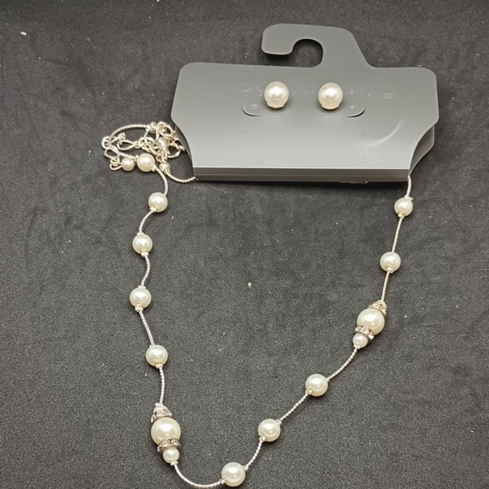 Elegant Faux Pearl Necklace and Earring Set